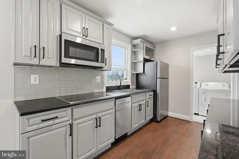 504 N Horners Ln, Rockville, MD 20850