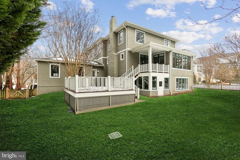 4212 Dresden St, Kensington, MD 20895