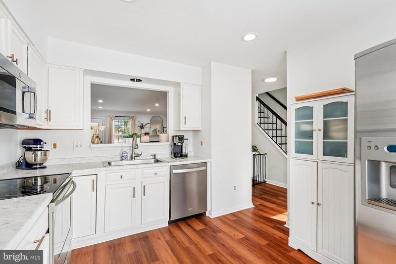 311 Mcdaniel Dr, Purcellville, VA 20132