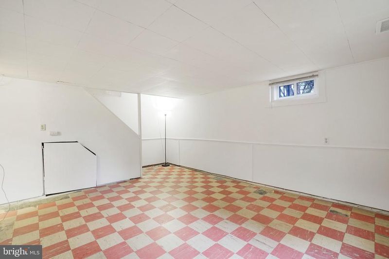 3 E Alexandria Ave, Alexandria, VA 22301