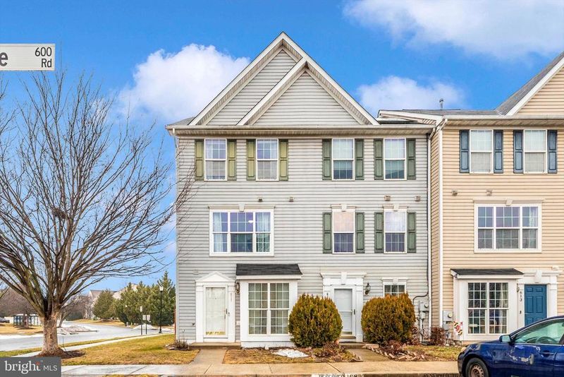 617 Hollowstone Rd, Frederick, MD 21703
