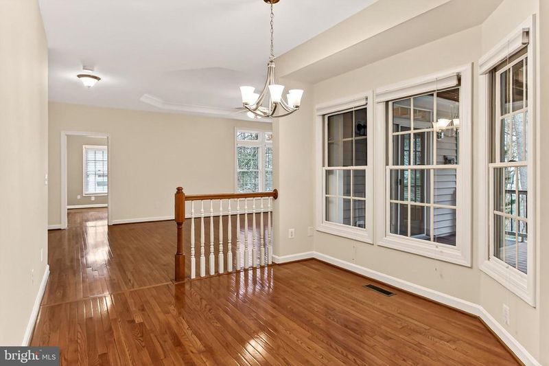 43785 Timberbrooke Pl, Ashburn, VA 20147
