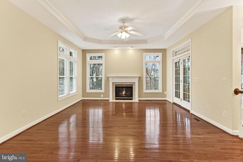 43785 Timberbrooke Pl, Ashburn, VA 20147
