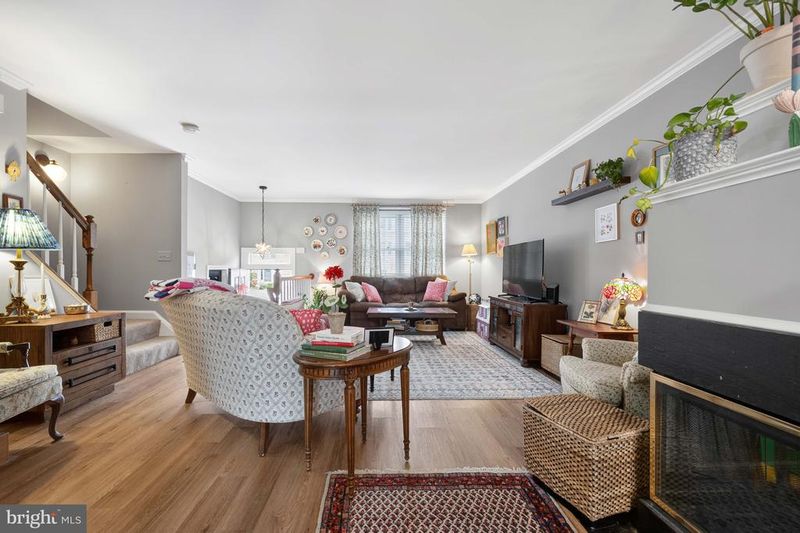 309 S Pickett St, Alexandria, VA 22304