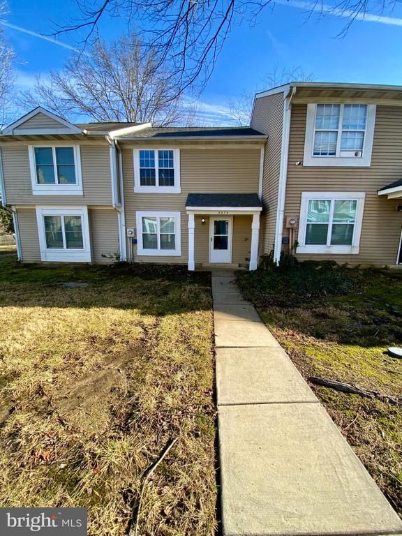 4074 Bluebird Dr, Waldorf, MD 20603