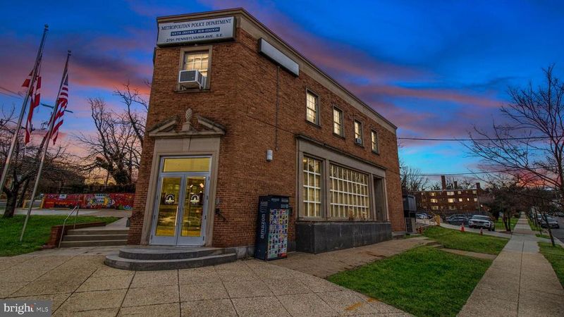 1501 27th St SE #406, Washington, DC 20020