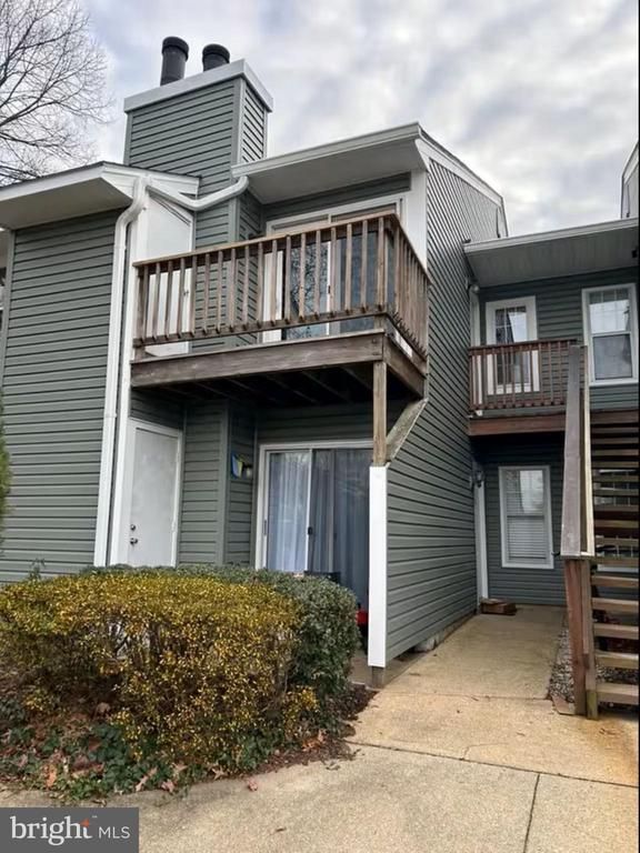 8611 Beekman Pl, Alexandria, VA 22309