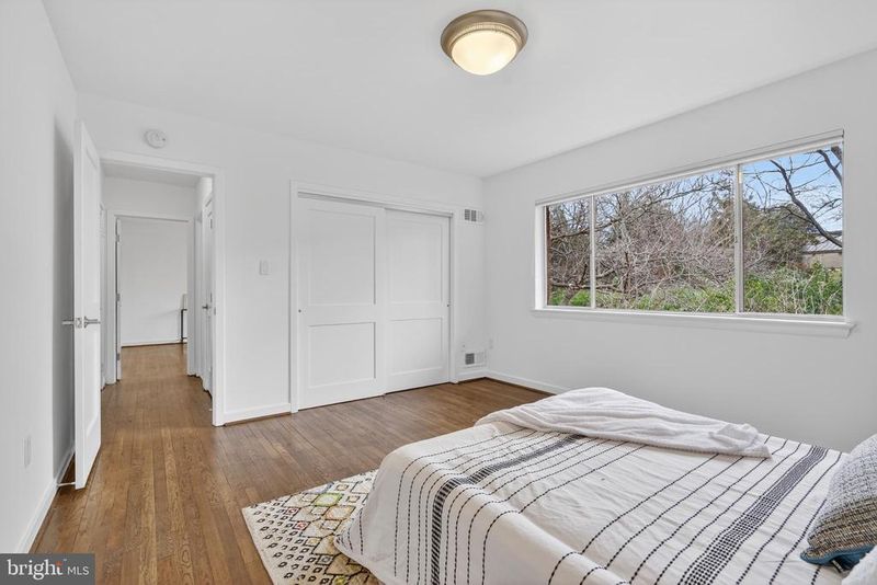 5023 Sentinel Dr #122, Bethesda, MD 20816