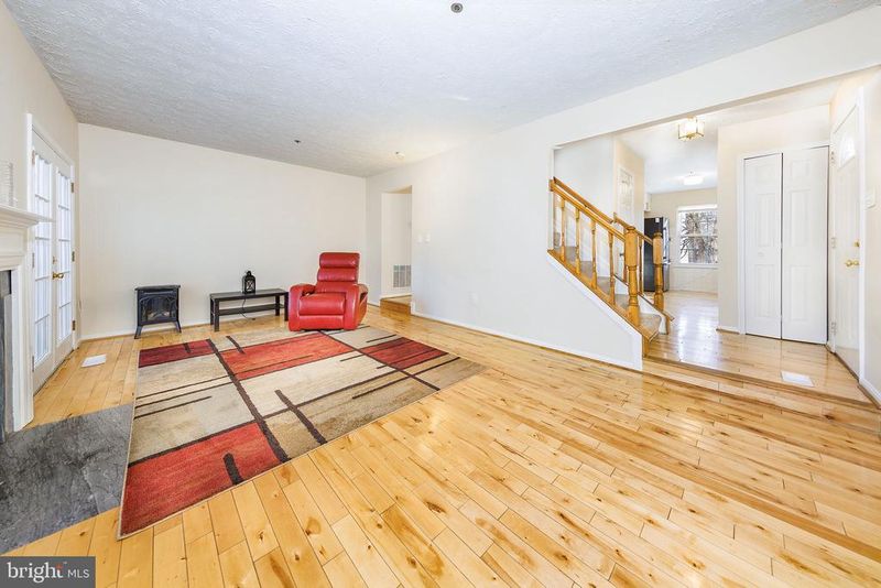 3720 Silver Park Ct, Suitland, MD 20746