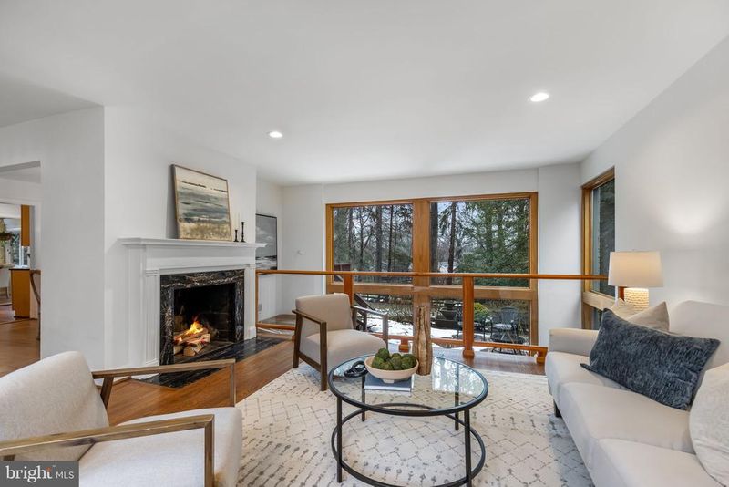 3825 Birchwood Rd, Falls Church, VA 22041