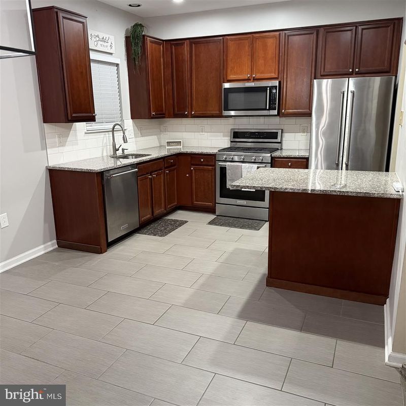 2449 Medford Ct, Crofton, MD 21114