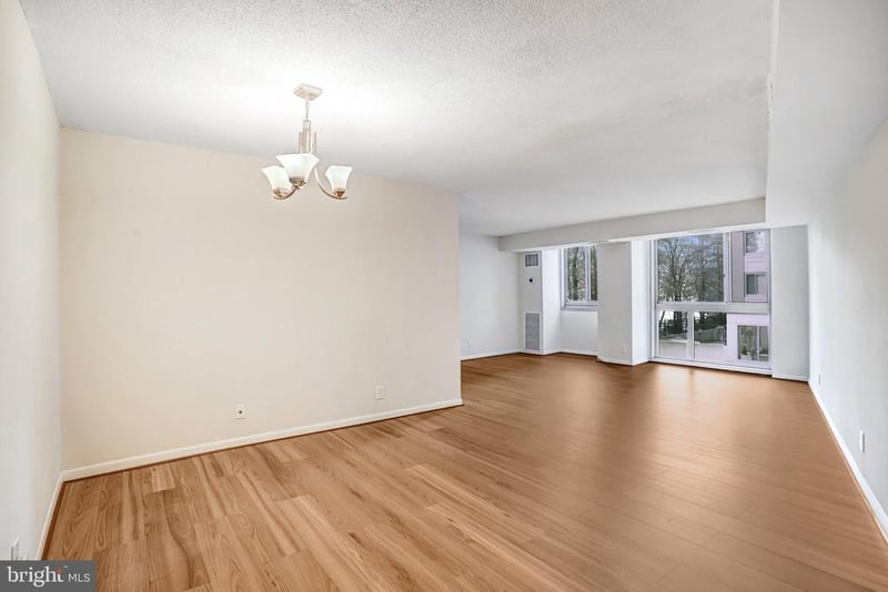 4601 N Park Ave #209-J, Chevy Chase, MD 20815