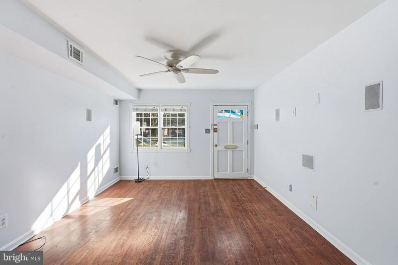 728 N Columbus St, Alexandria, VA 22314