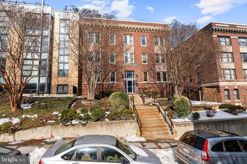 1427 Chapin St NW #306, Washington, DC 20009