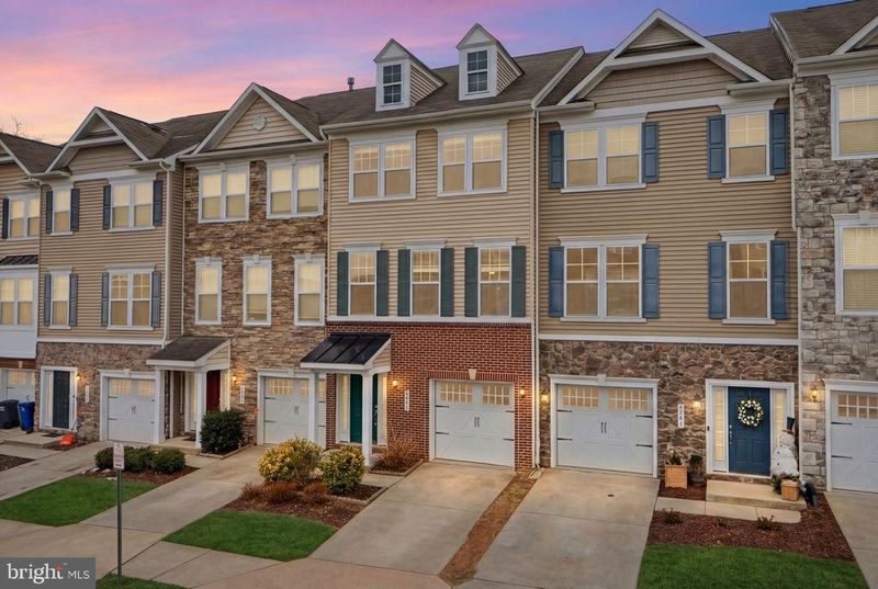 43593 Mirror Ter, Ashburn, VA 20147