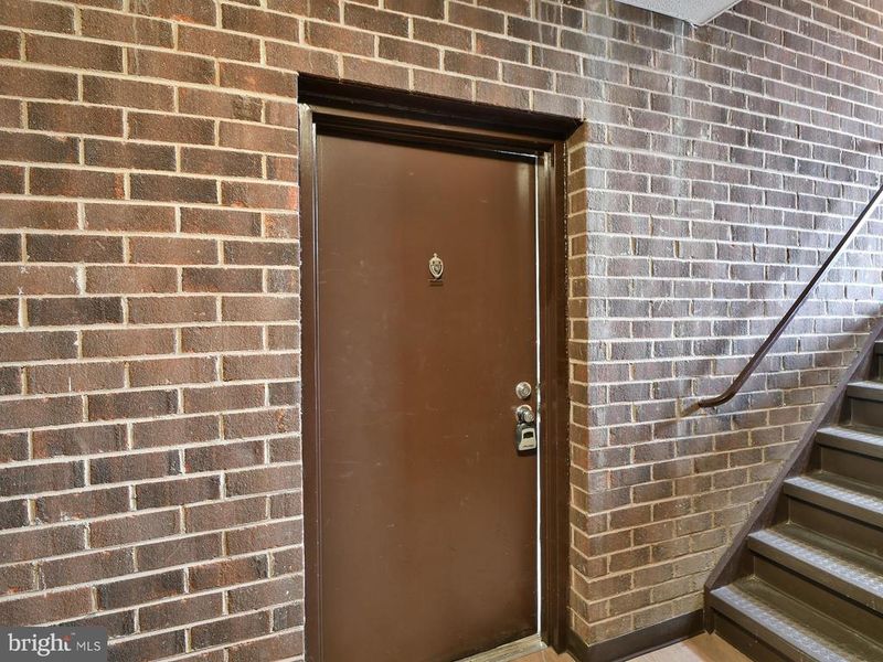 15712 Dorset Rd #104, Laurel, MD 20707