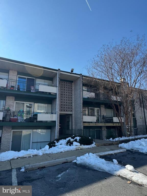 9278 Adelphi Rd #103, Hyattsville, MD 20783