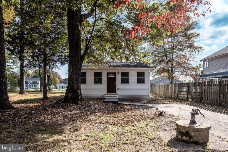 23 Robin Rd, Stafford, VA 22554