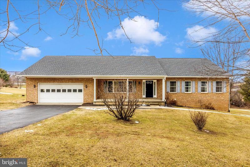 1160 Marthas Ct E, Knoxville, MD 21758