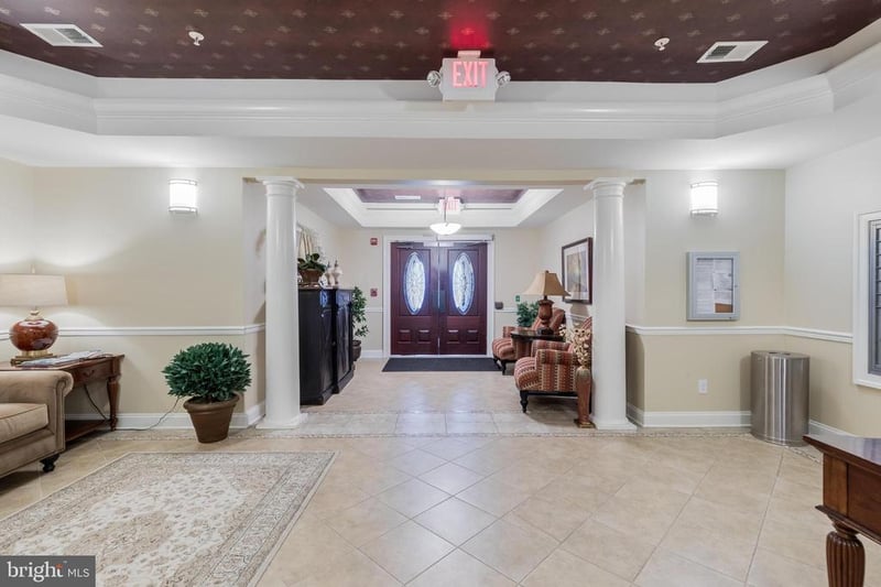 9204 Charleston Dr #206, Manassas, VA 20110