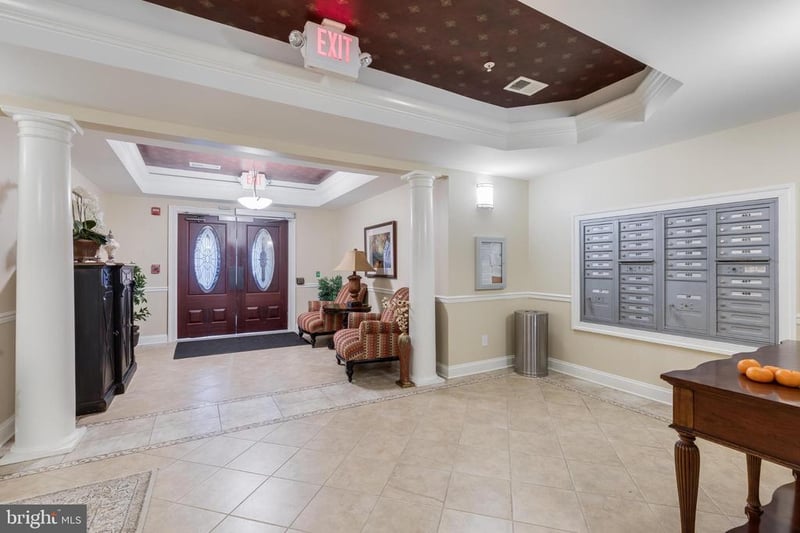 9204 Charleston Dr #206, Manassas, VA 20110