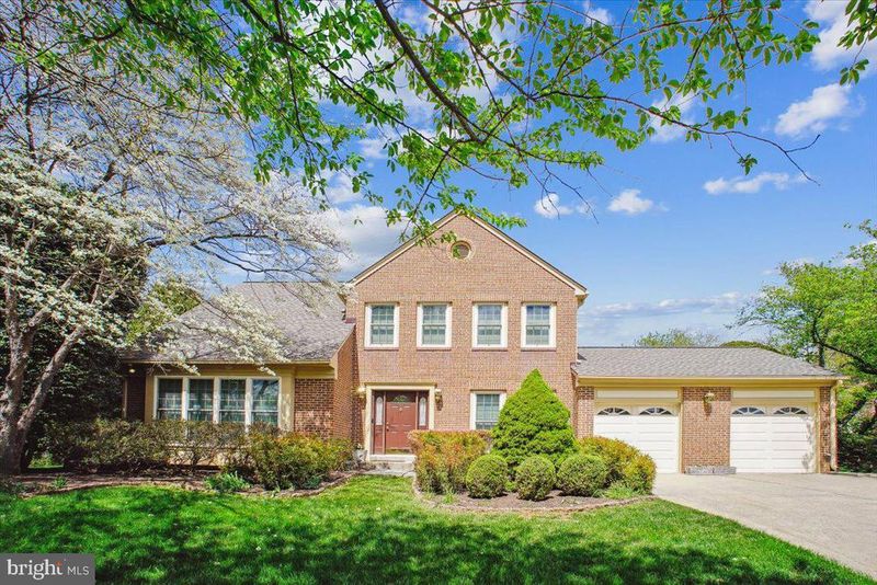 5700 Magic Mountain Dr, North Bethesda, MD 20852