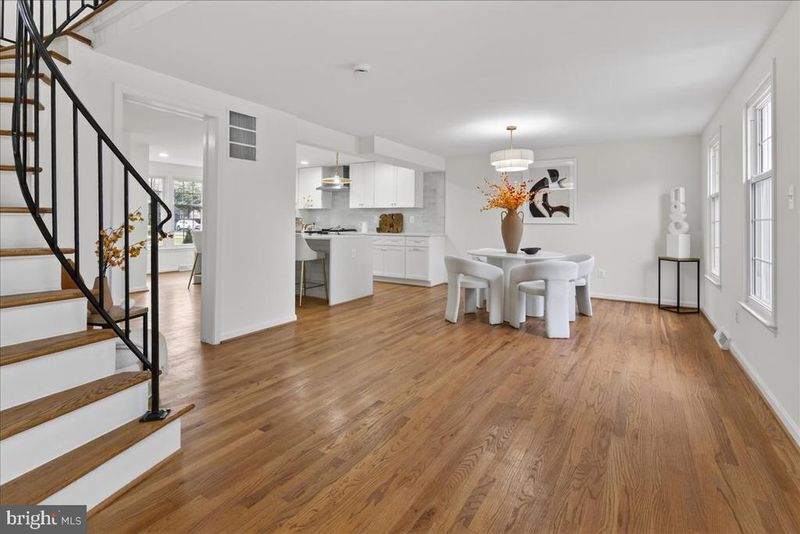 4121 Scotland Rd, Alexandria, VA 22309