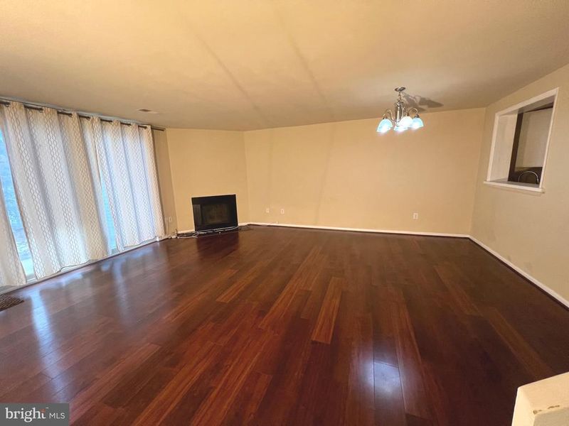 620 S 15th St S #1, Arlington, VA 22202