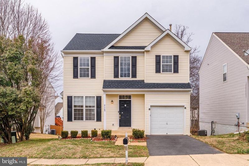 21765 Tottenham Hale Ct, Sterling, VA 20166