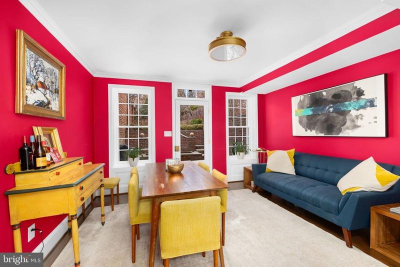 3127 O St NW, Washington, DC 20007