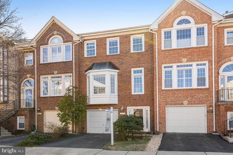 6241 Clara Edward Ter, Alexandria, VA 22310