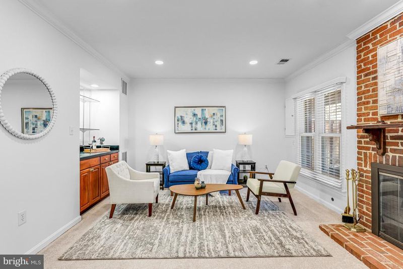 6241 Clara Edward Ter, Alexandria, VA 22310