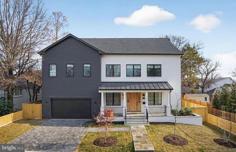 1615 N Wakefield St, Arlington, VA 22207