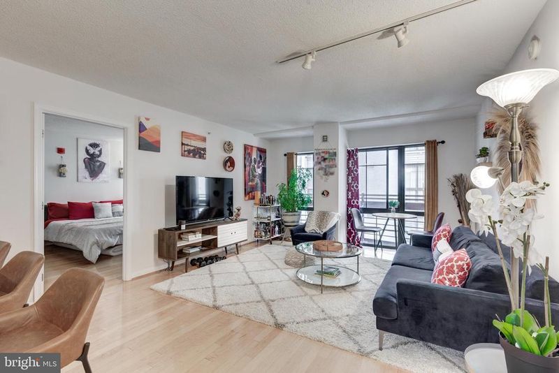 7923 Eastern Ave #704, Silver Spring, MD 20910