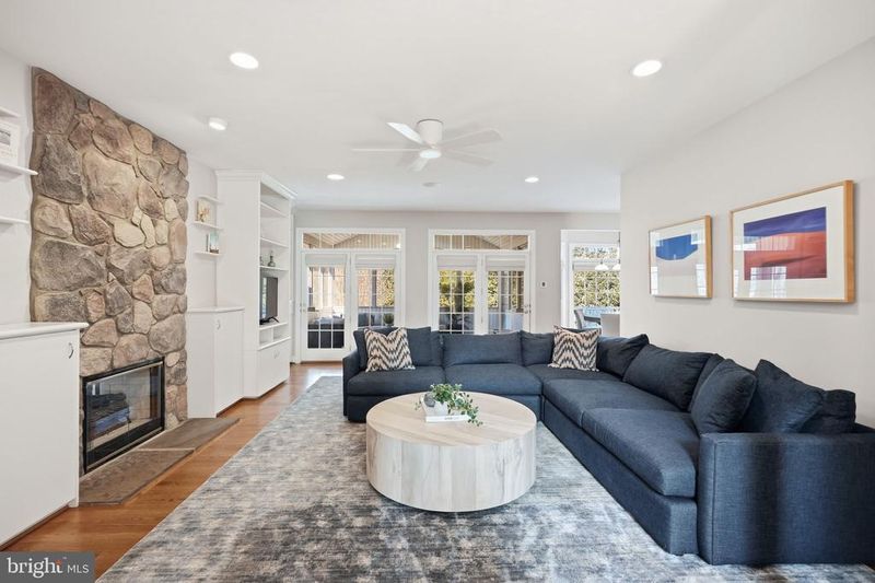11604 Broad Green Ct, Potomac, MD 20854