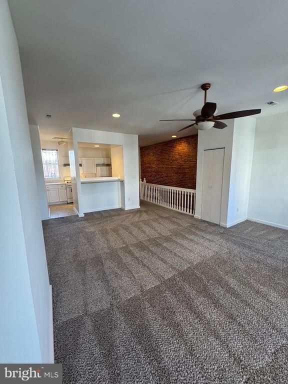 526 8th St NE #1, Washington, DC 20002