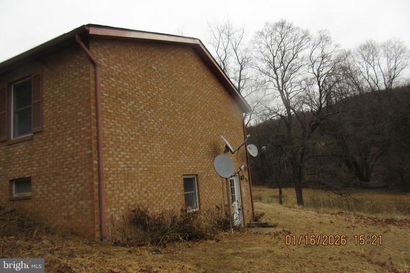 2809 Fry Rd, Jefferson, MD 21755