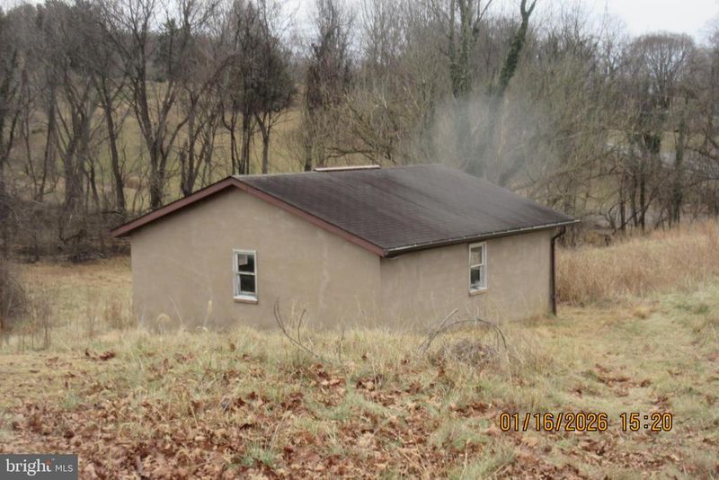 2809 Fry Rd, Jefferson, MD 21755