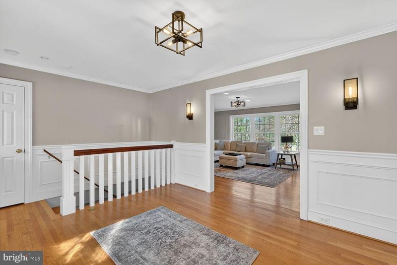 3830 Roberts Ln, Arlington, VA 22207