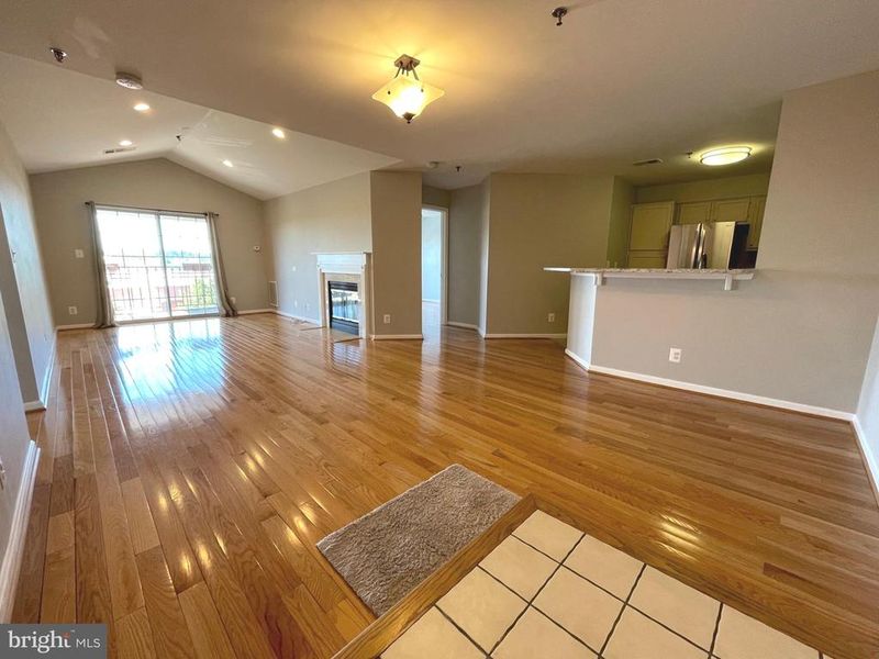 1100 Quaker Hill Dr #421, Alexandria, VA 22314
