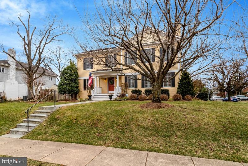 5414 20th St N, Arlington, VA 22205