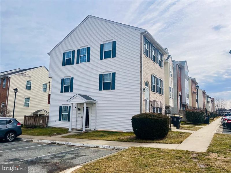 4202 Applegate Ln, Suitland, MD 20746