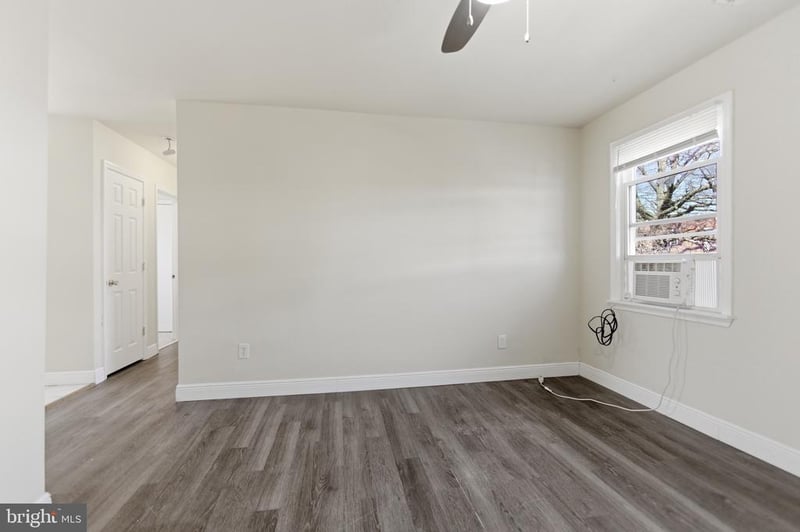 101 Wayne Pl SE #3, Washington, DC 20032