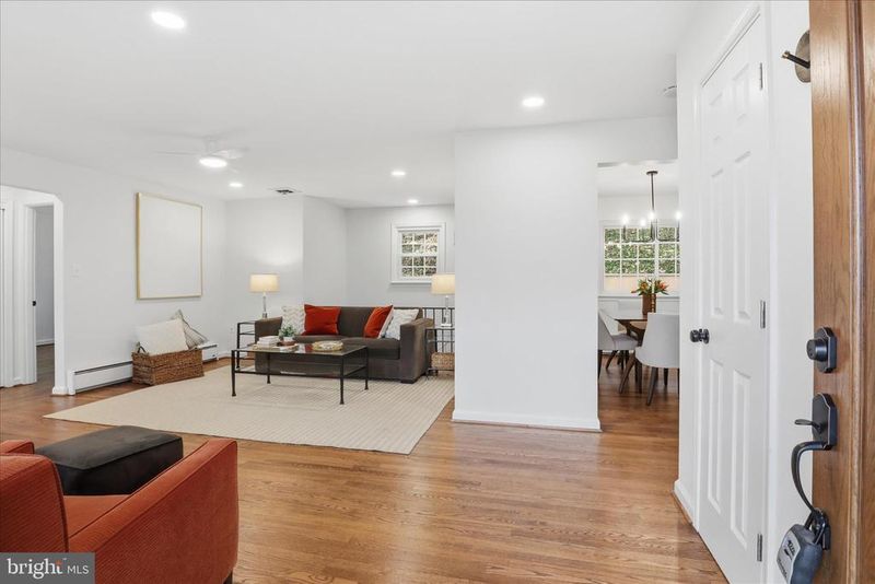 5124 Chowan Ave, Alexandria, VA 22312
