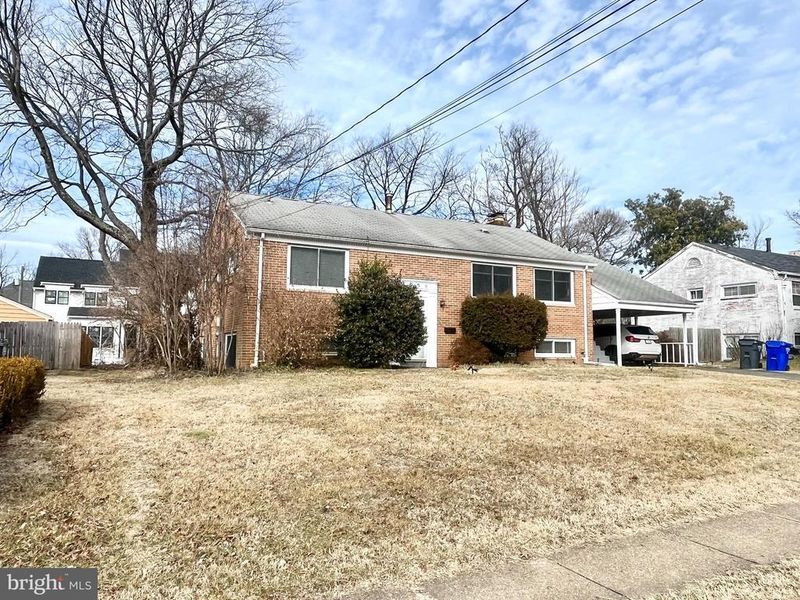 6930 Southridge Dr, Mclean, VA 22101