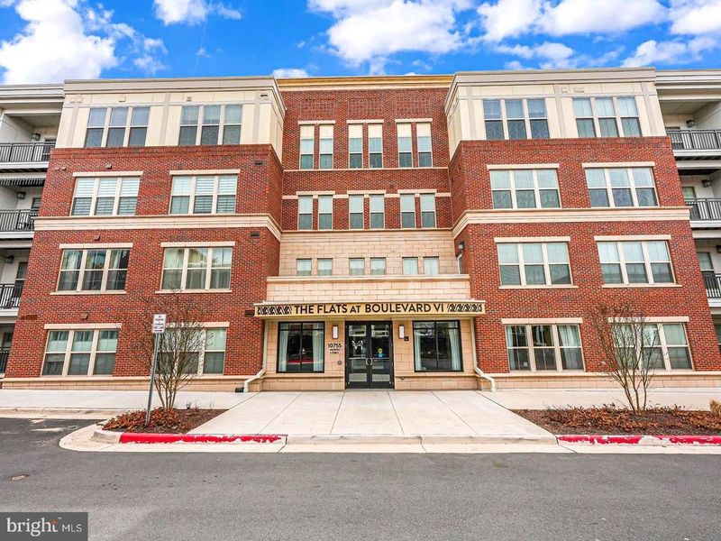 10755 Fairgrounds Dr #320, Fairfax, VA 22030