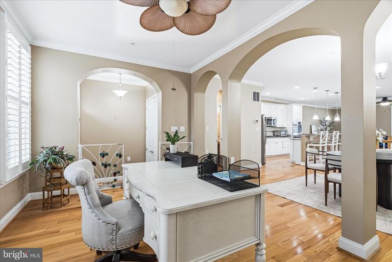 7021 Country Club Ter, New Market, MD 21774