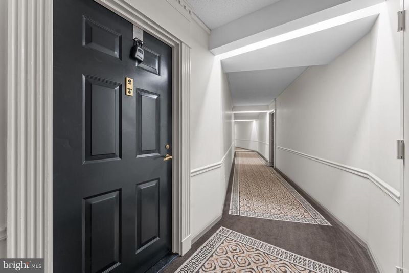5903 Mount Eagle Dr #103, Alexandria, VA 22303