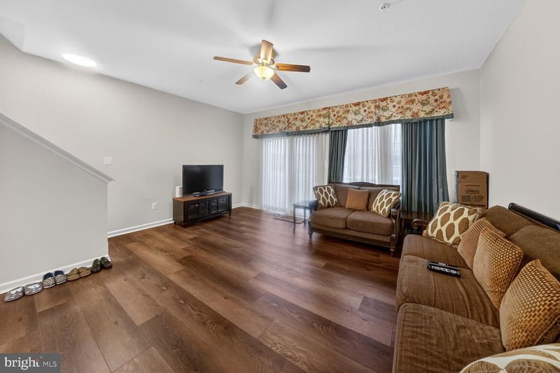 3565 Woodlake Dr #4, Silver Spring, MD 20904