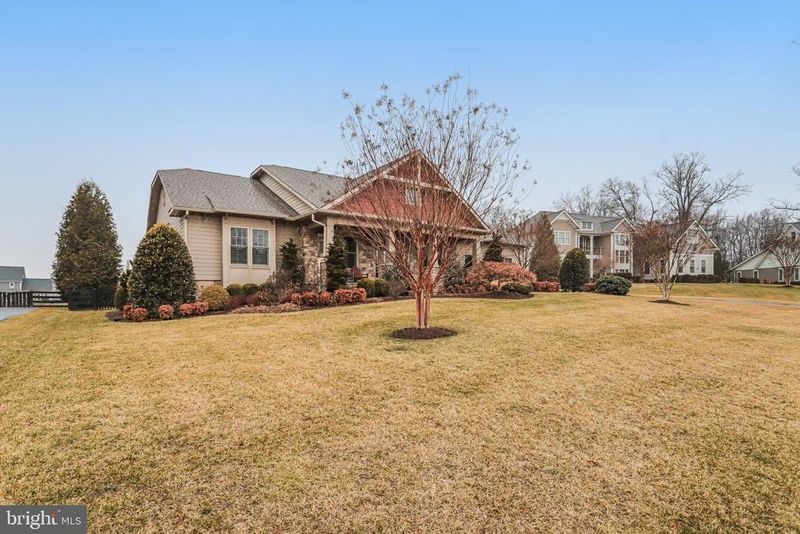23067 Welbourne Walk Ct, Ashburn, VA 20148